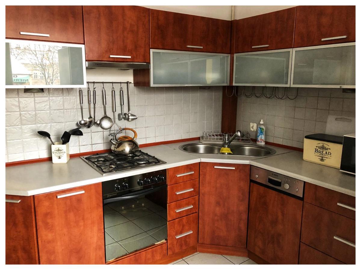 Kwadrat B&B Jalowego Жешув Экстерьер фото