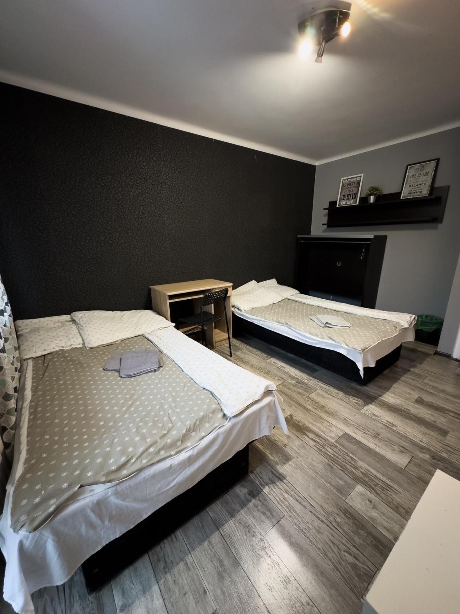 Kwadrat B&B Jalowego Жешув Экстерьер фото